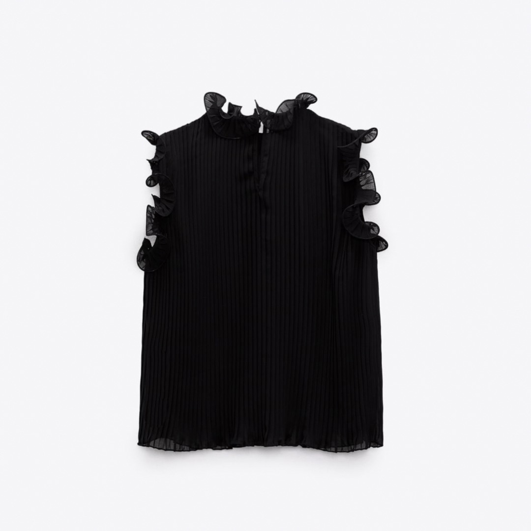 ZARA(ザラ)の新品 ZARA トップス レディースのトップス(シャツ/ブラウス(半袖/袖なし))の商品写真