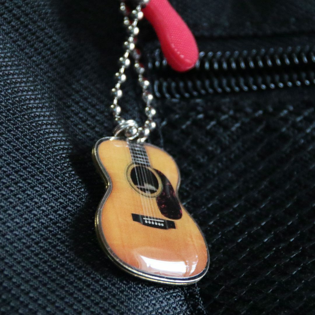 マーティン アコースティックギター キーホルダー 楽器のギター(アコースティックギター)の商品写真