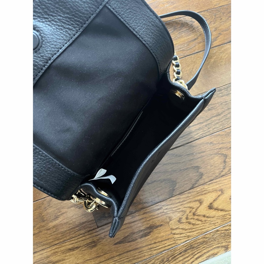 MARC JACOBS(マークジェイコブス)のTHE MINI CUSHION BAG BLACK マークジェイコブス レディースのバッグ(ショルダーバッグ)の商品写真