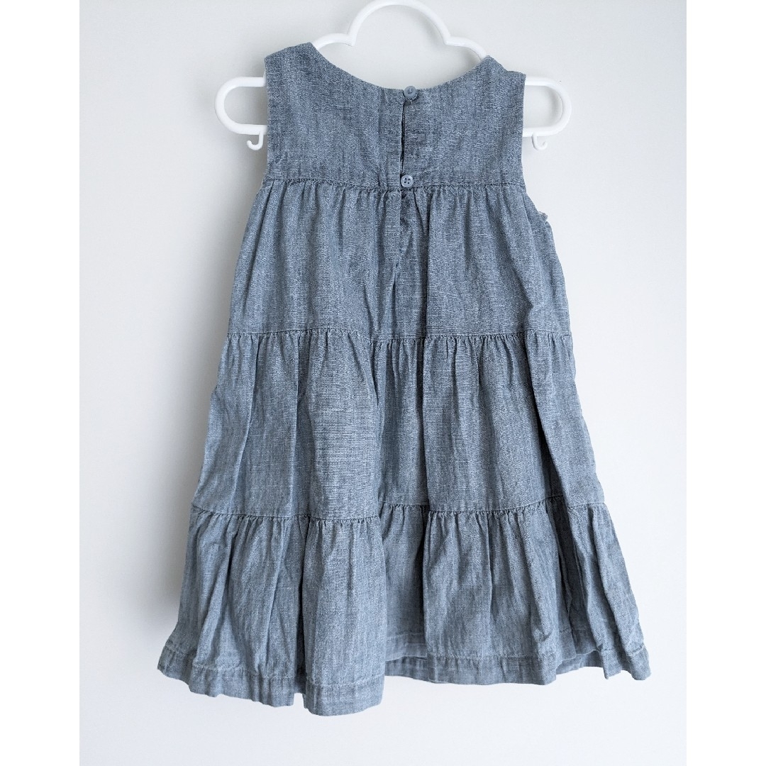 GAP(ギャップ)の中古 GAP  ワンピース ノースリーブ ティアード 90 100 キッズ/ベビー/マタニティのキッズ服女の子用(90cm~)(ワンピース)の商品写真