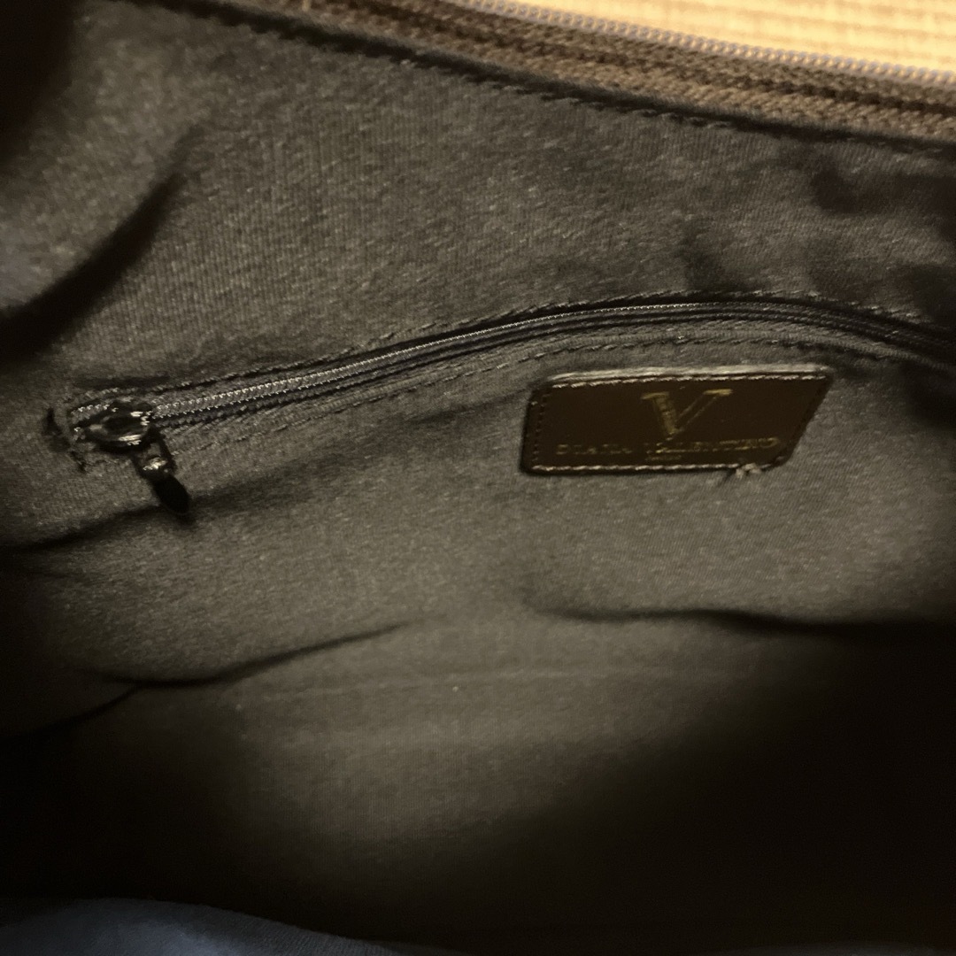 DAIANA VALENTINO ショルダーバッグ レディースのバッグ(ショルダーバッグ)の商品写真