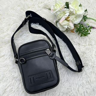 COACH - 新品級 入手困難 coach ショルダーバッグ ブラック テレイン カーブレザー