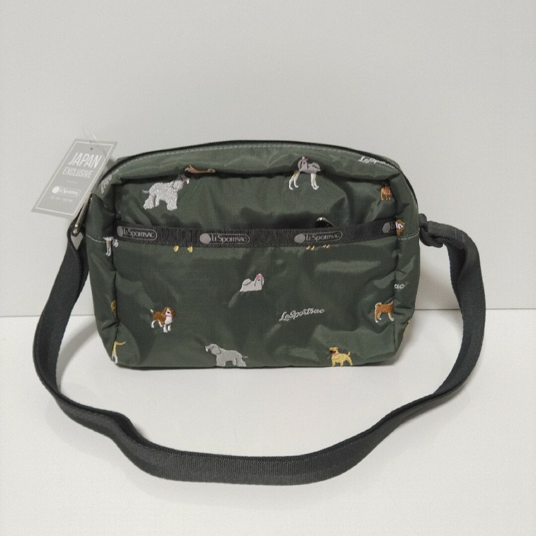 LeSportsac(レスポートサック)の新品　LeSportsac　日本限定　ブリードオブドック　ダニエラクロスボディ♪ レディースのバッグ(ショルダーバッグ)の商品写真