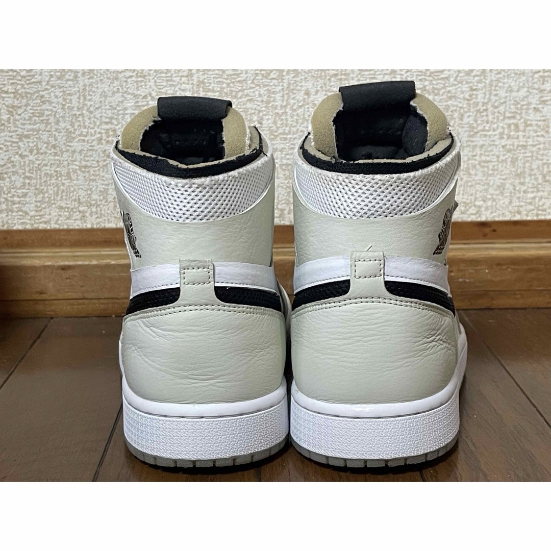 NIKE(ナイキ)のNIKE WMNS AIR JORDAN 1 ZOOM CMFT 27.5cm メンズの靴/シューズ(スニーカー)の商品写真