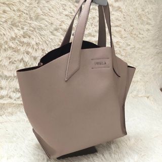 フルラ(Furla)のFURLA ミニトートバッグ　ハンドバッグ　ピンクベージュ　収納　仕切り　マチ(ハンドバッグ)