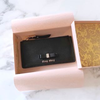 ミュウミュウ マドラス 財布(レディース)の通販 700点以上 | miumiuの ミュウミュウ マドラス 財布(レディース)の通販 700点以上 | miumiuの