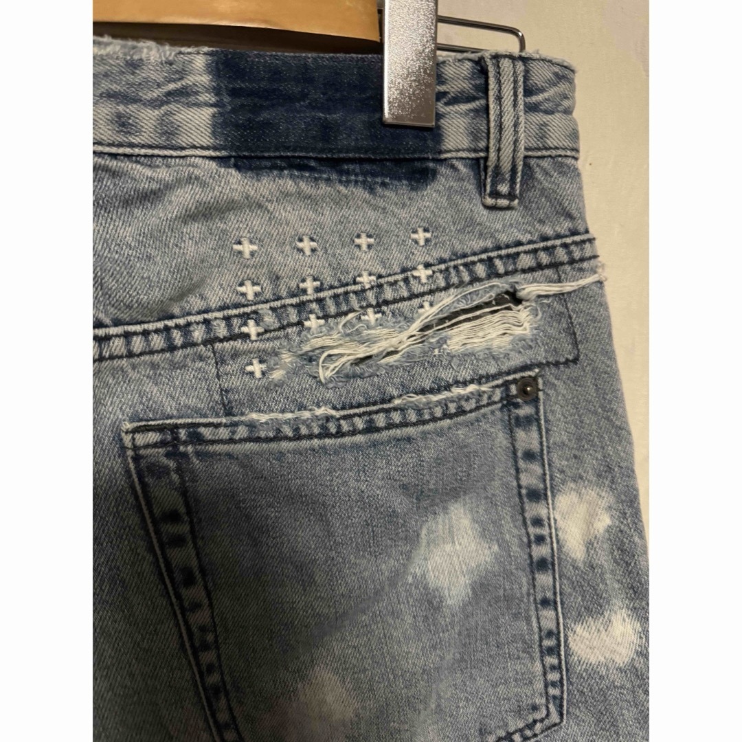ksubi(スビ)のksubi スビ デニム W32 ショートパンツ ジーンズダメージ リペア加工  メンズのパンツ(デニム/ジーンズ)の商品写真