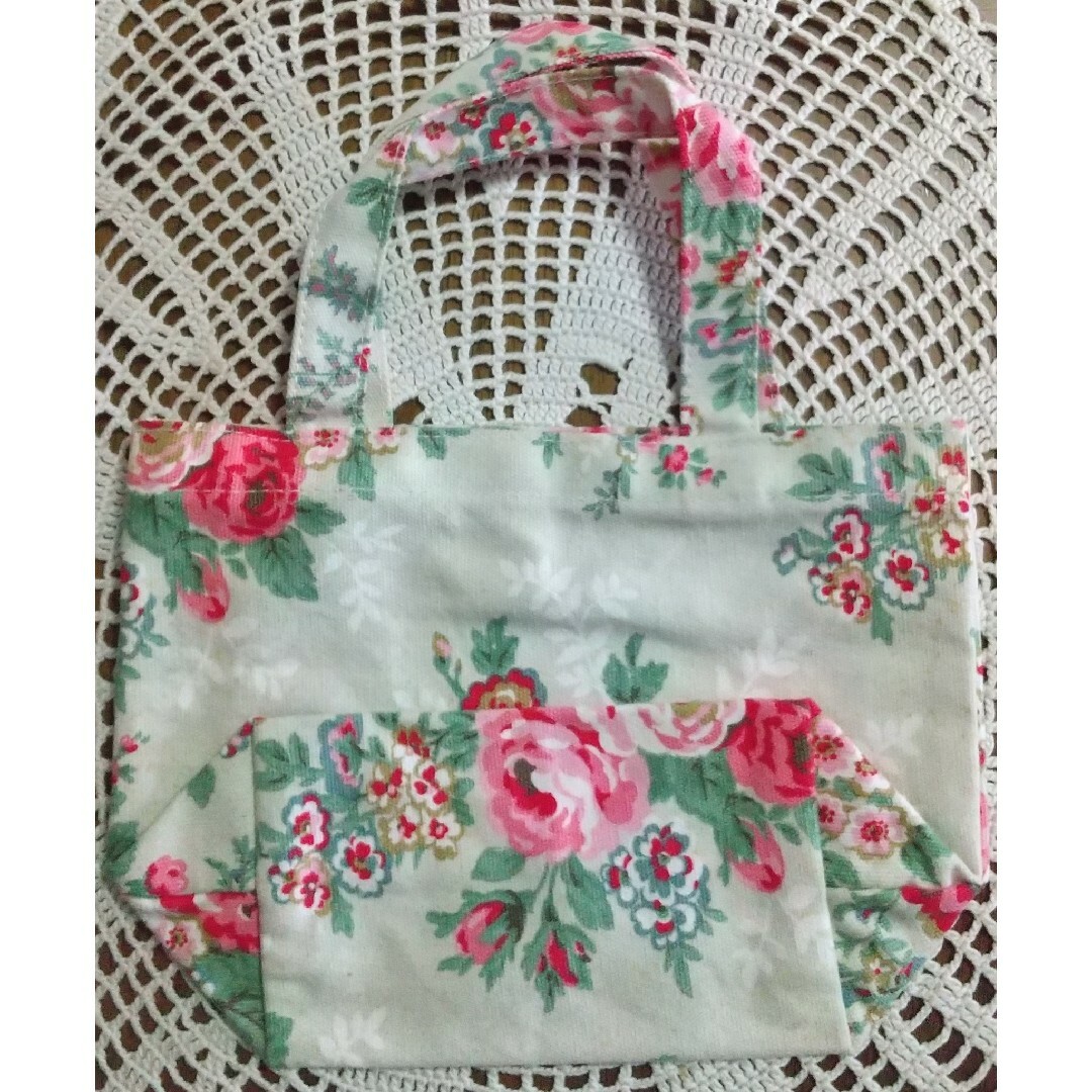 Cath Kidston(キャスキッドソン)のCath Kidston 【新品】 インテリア/住まい/日用品の日用品/生活雑貨/旅行(旅行用品)の商品写真