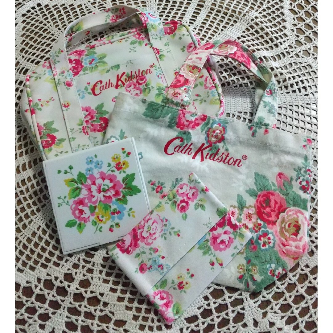 Cath Kidston(キャスキッドソン)のCath Kidston 【新品】 インテリア/住まい/日用品の日用品/生活雑貨/旅行(旅行用品)の商品写真