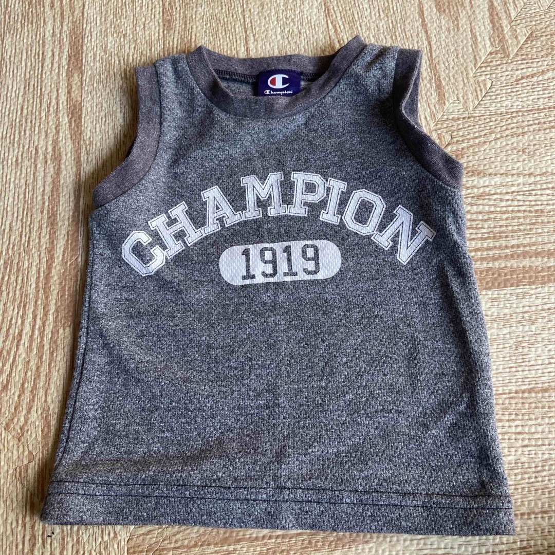 Champion(チャンピオン)のchampion タンクトップ キッズ/ベビー/マタニティのベビー服(~85cm)(タンクトップ/キャミソール)の商品写真