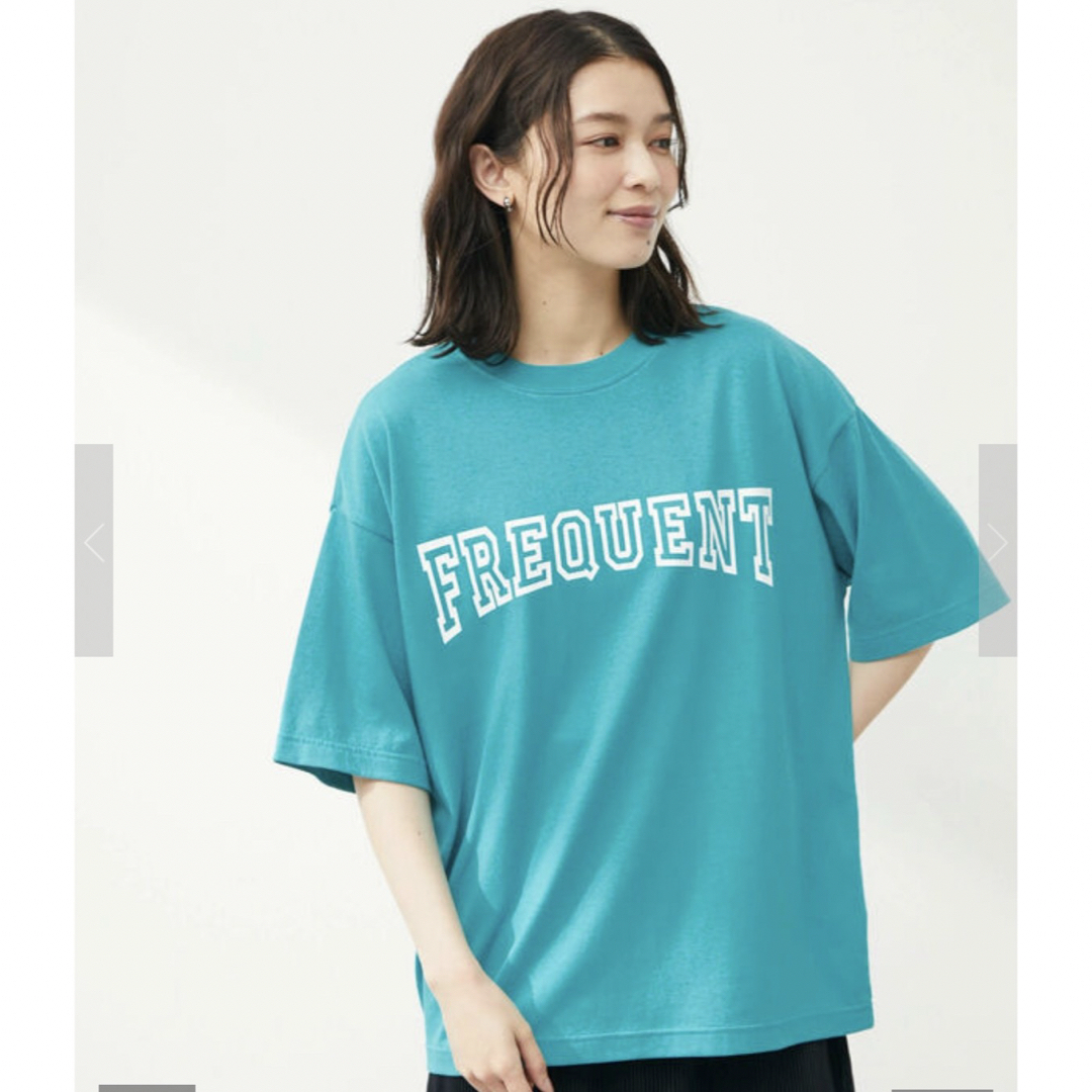 green parks(グリーンパークス)の新品☆ショコラフィネローブ　カレッジロゴＴ レディースのトップス(Tシャツ(半袖/袖なし))の商品写真