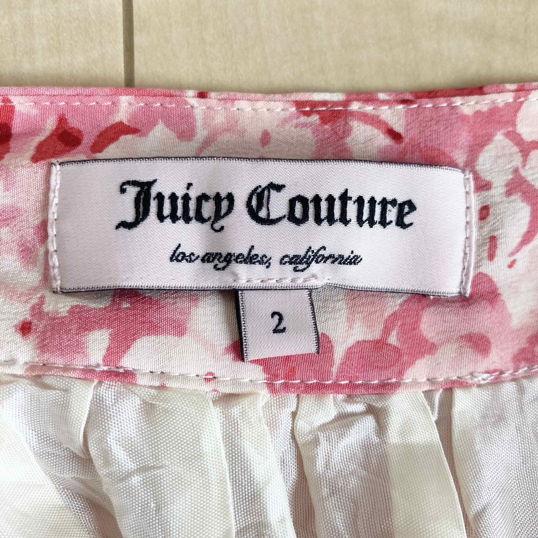 【値下げ】　Juicy Couture  スカート　花柄　ジューシークチュール レディースのスカート(ひざ丈スカート)の商品写真