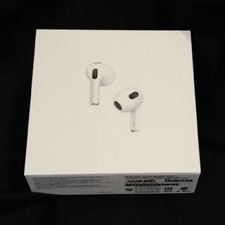 アップル(Apple)のアップル Lightning充電ケース付き AirPods 第3世代(ヘッドフォン/イヤフォン)