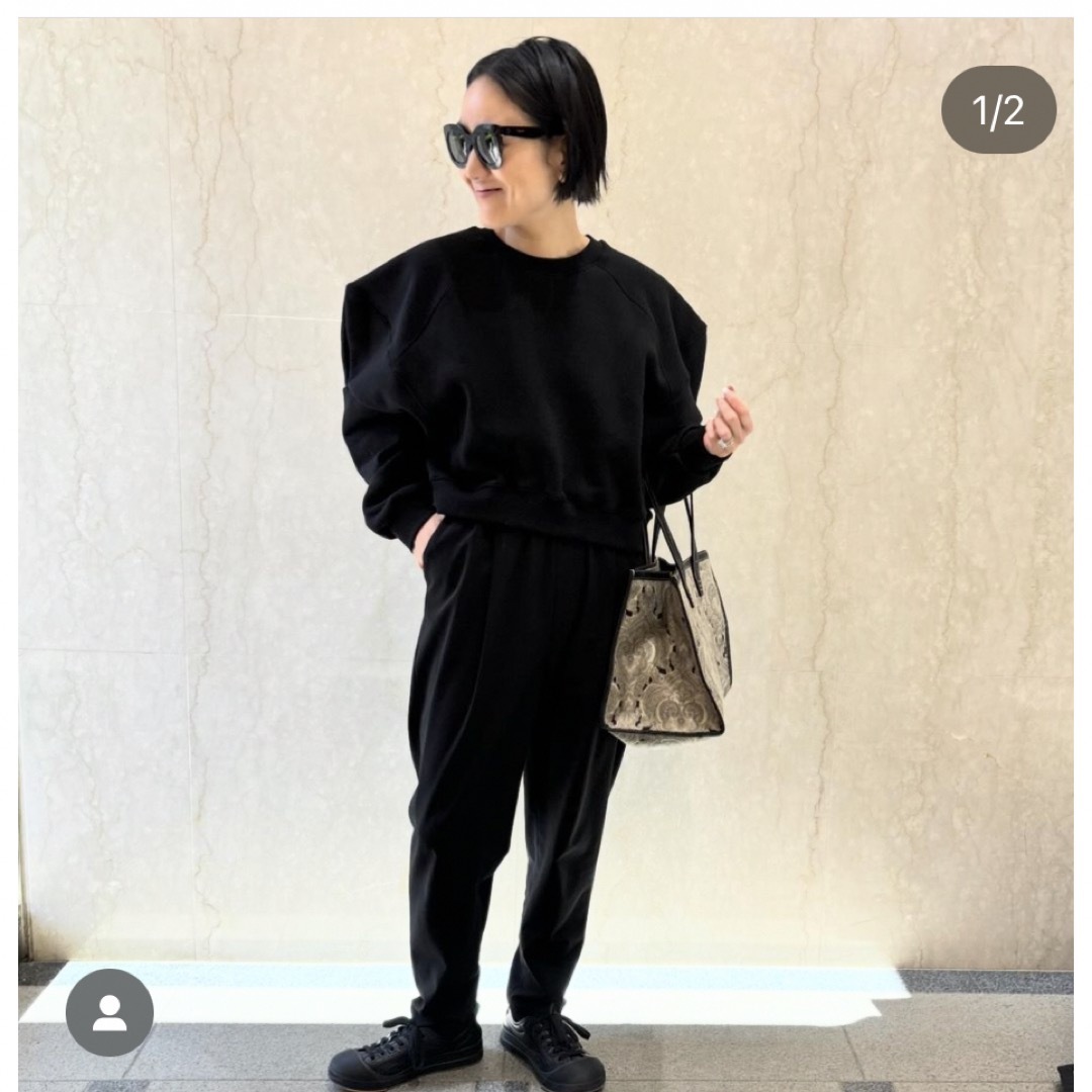 AMOMMA PUFF SLEEVE SWEAT レディースのトップス(トレーナー/スウェット)の商品写真