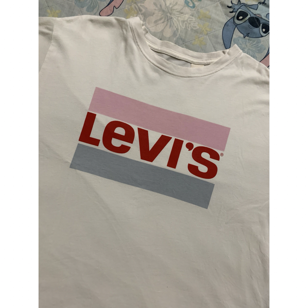 Levi's(リーバイス)のLevI's  リーバイス　Tシャツ　レディース レディースのトップス(Tシャツ(半袖/袖なし))の商品写真