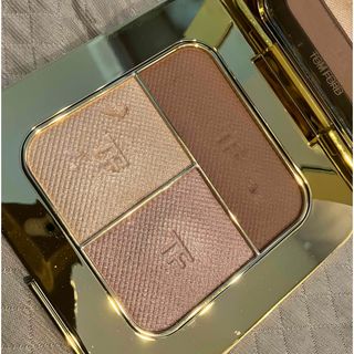 トムフォードビューティ(TOM FORD BEAUTY)のトムフォード フェイスパウダー(フェイスパウダー)