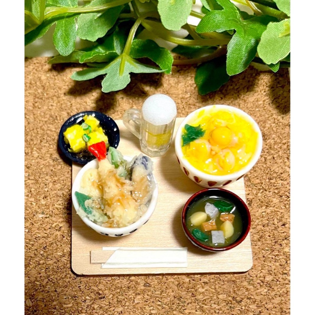 ミニチュアフード 天丼 親子丼 ビール 揚げ出し豆腐 味噌汁 漬物 ハンドメイド ハンドメイドのおもちゃ(ミニチュア)の商品写真