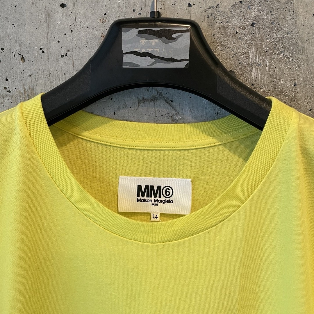 Maison Martin Margiela(マルタンマルジェラ)のMM6 Maison Margiela Tシャツ イエロー 14 メンズのトップス(Tシャツ/カットソー(半袖/袖なし))の商品写真