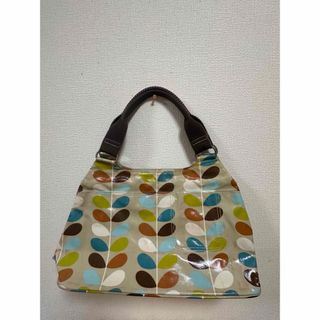 オーラカイリー(Orla Kiely)の入手困難★オーラカイリー★バック★肩掛けOK★外側も内側も葉っぱ柄★雨でも持てる(ショルダーバッグ)