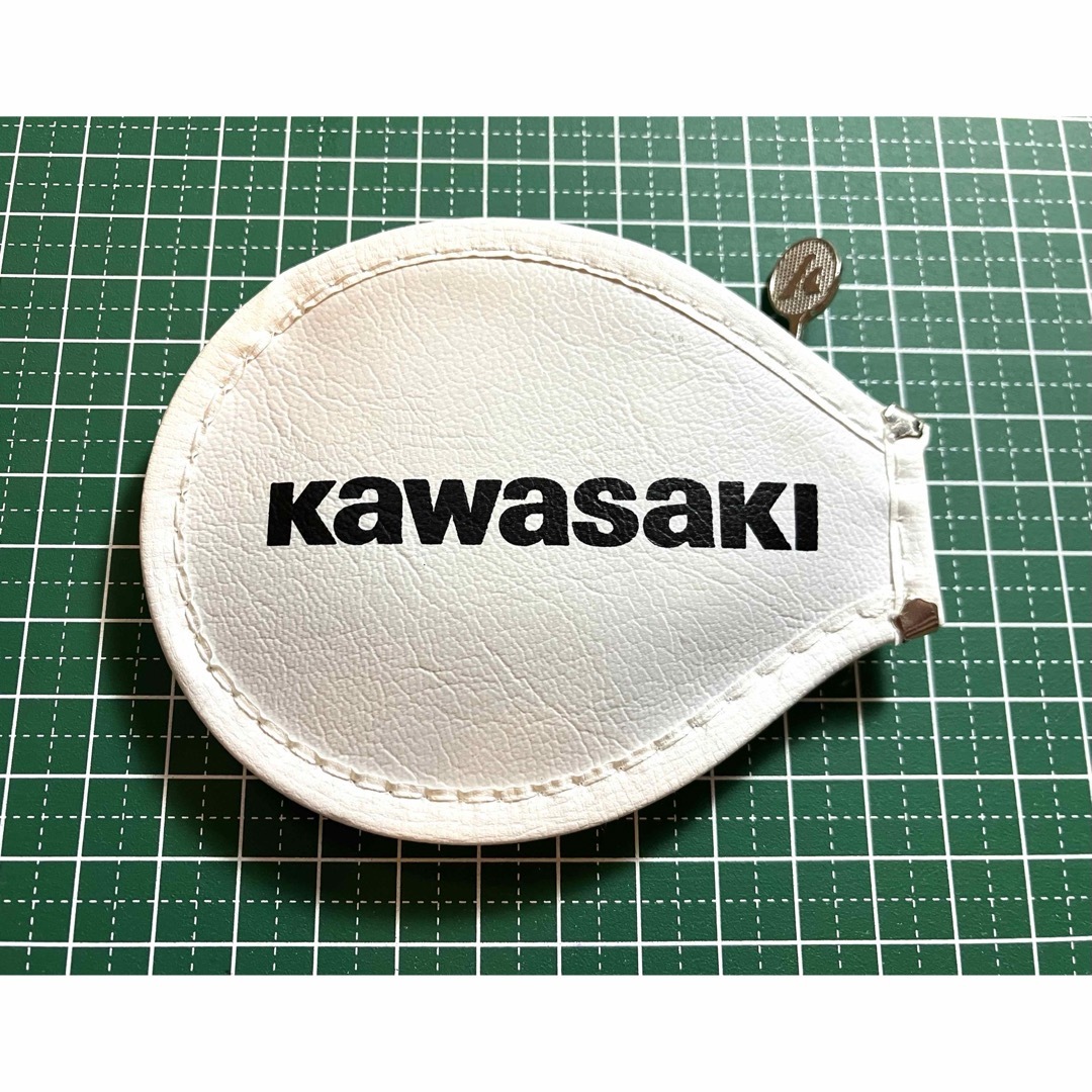 【雑貨】 KAWASAKI カワサキ テニス ホワイト コインパース 小銭入れ スポーツ/アウトドアのテニス(その他)の商品写真