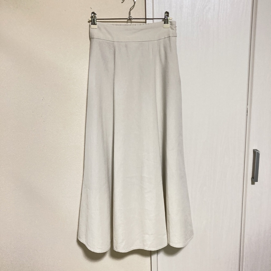 GU(ジーユー)のGU リネンブレンドフレア ロングスカート レディースのスカート(ロングスカート)の商品写真