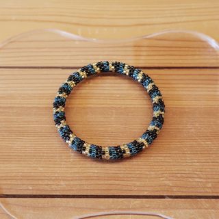 マツノグラスビーズ(MATSUNO GLASS BEADS)のLily and Laura 新品未使用 リリーアンドローラ 75(ブレスレット/バングル)