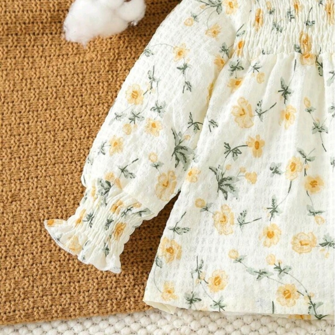 美品 ベビーキッズ 花柄シフォンブラウス トップス 1枚 80サイズ キッズ/ベビー/マタニティのベビー服(~85cm)(シャツ/カットソー)の商品写真