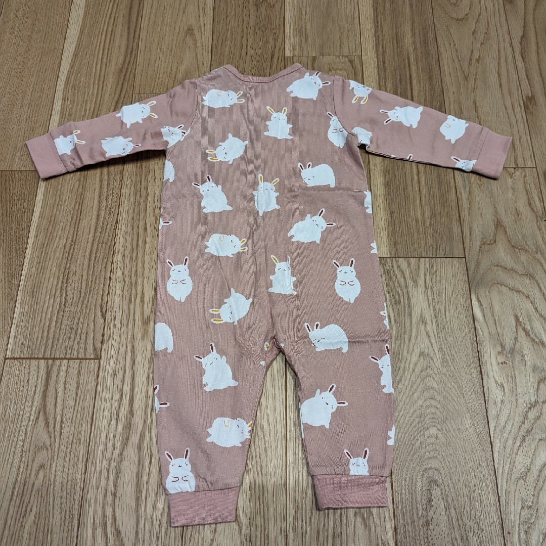 babyGAP(ベビーギャップ)のGAP　カバーオール　うさぎ柄 キッズ/ベビー/マタニティのベビー服(~85cm)(カバーオール)の商品写真