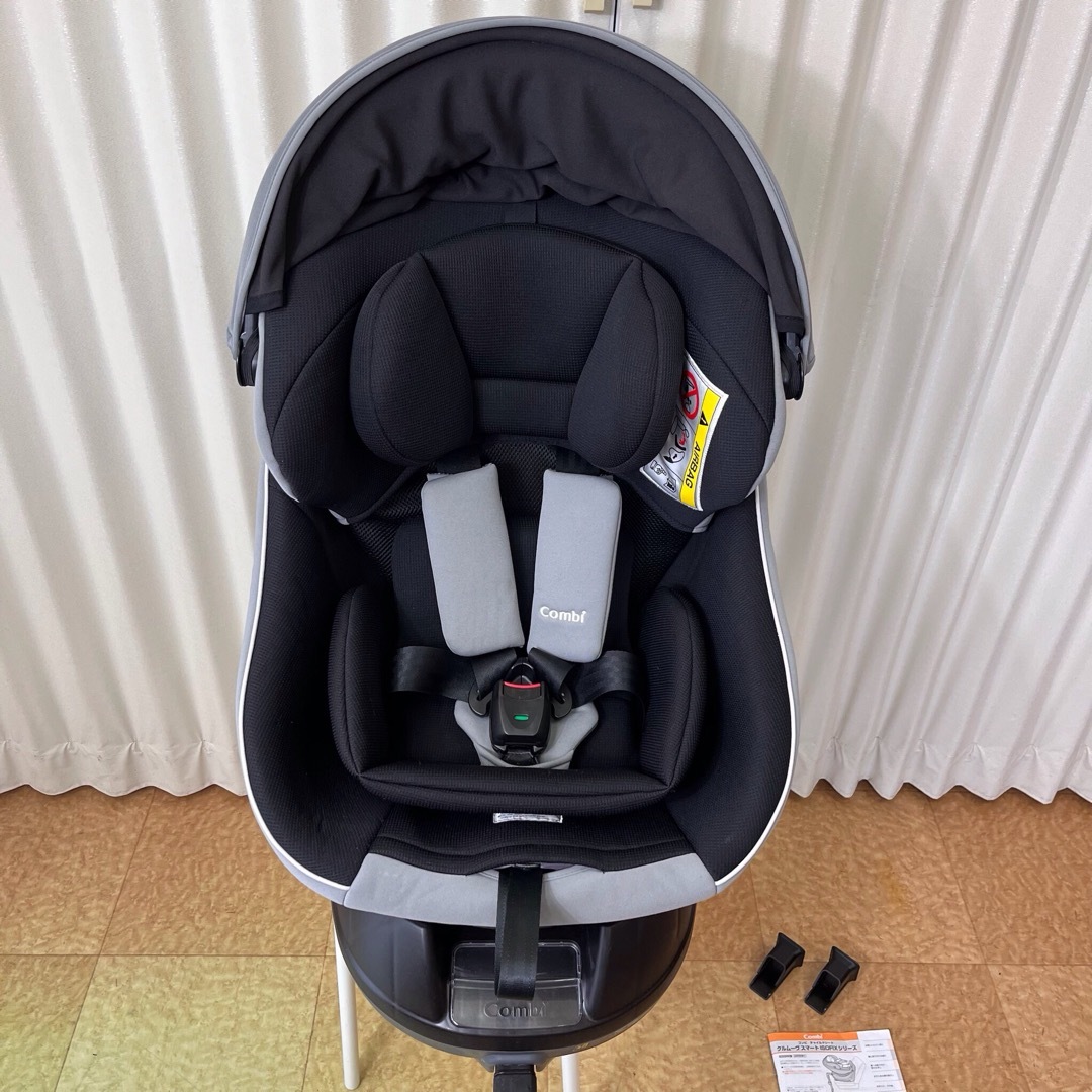 combi(コンビ)のクリーニング済　☆美品☆　コンビ　新生児OK　クルムーヴ　ISOFIX 　グレー キッズ/ベビー/マタニティの外出/移動用品(自動車用チャイルドシート本体)の商品写真