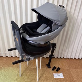 コンビ(combi)のクリーニング済　☆美品☆　コンビ　新生児OK　クルムーヴ　ISOFIX 　グレー(自動車用チャイルドシート本体)