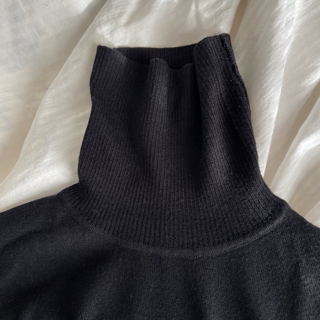 UNIQLO(ユニクロ)のUNIQLO タートルネック 半袖ニット レディースのトップス(ニット/セーター)の商品写真