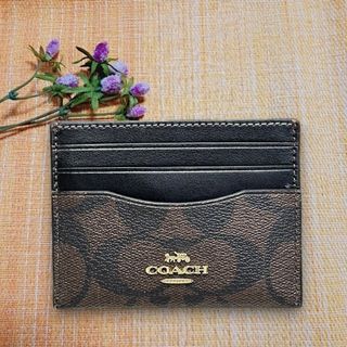 コーチ(COACH)のCOACH コーチ ロゴ入り カードケース   パスケース ブラウン/ブラック(名刺入れ/定期入れ)