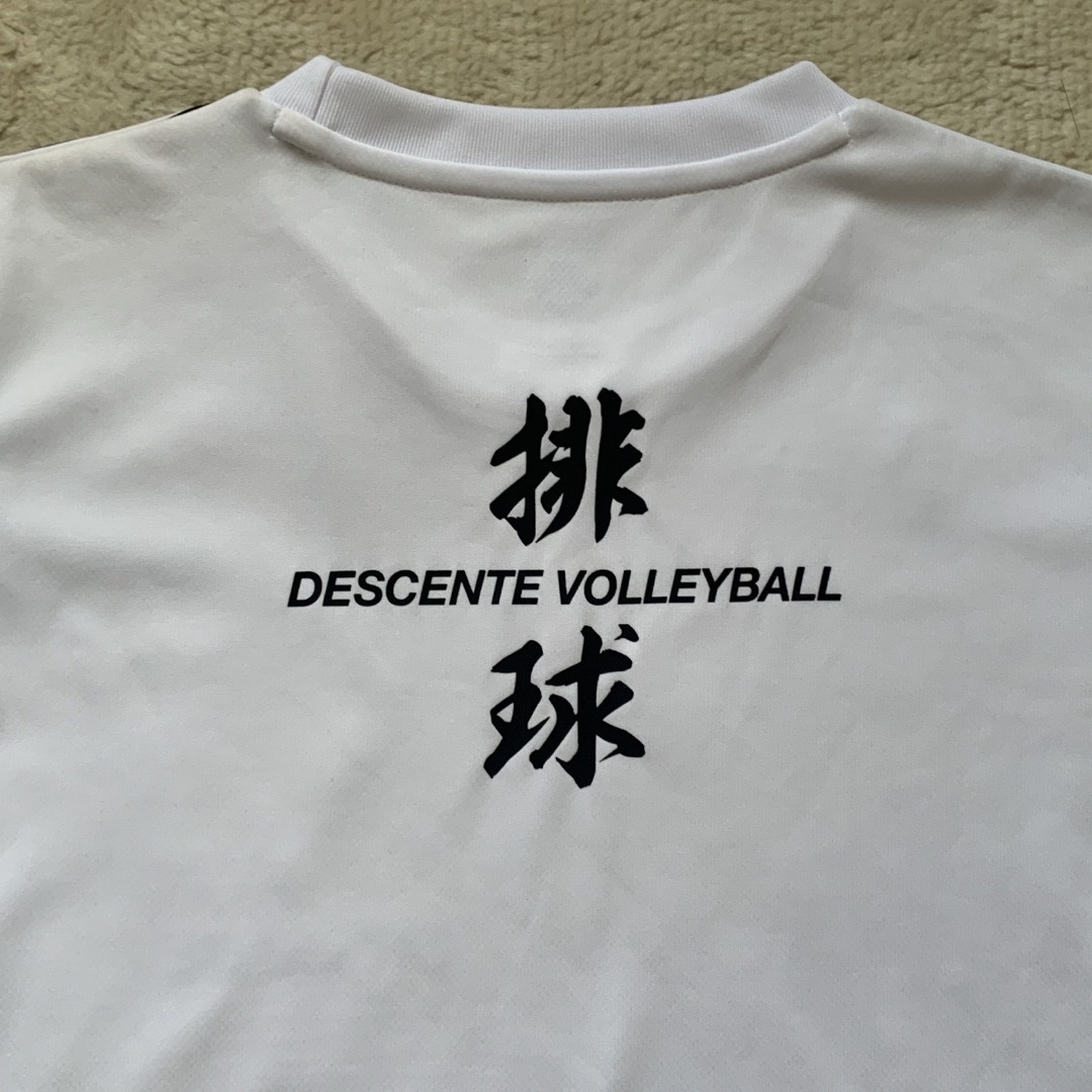 DESCENTE(デサント)のDESCENTE デサント　バレーボールTシャツ　メンズ　S メンズのトップス(Tシャツ/カットソー(半袖/袖なし))の商品写真