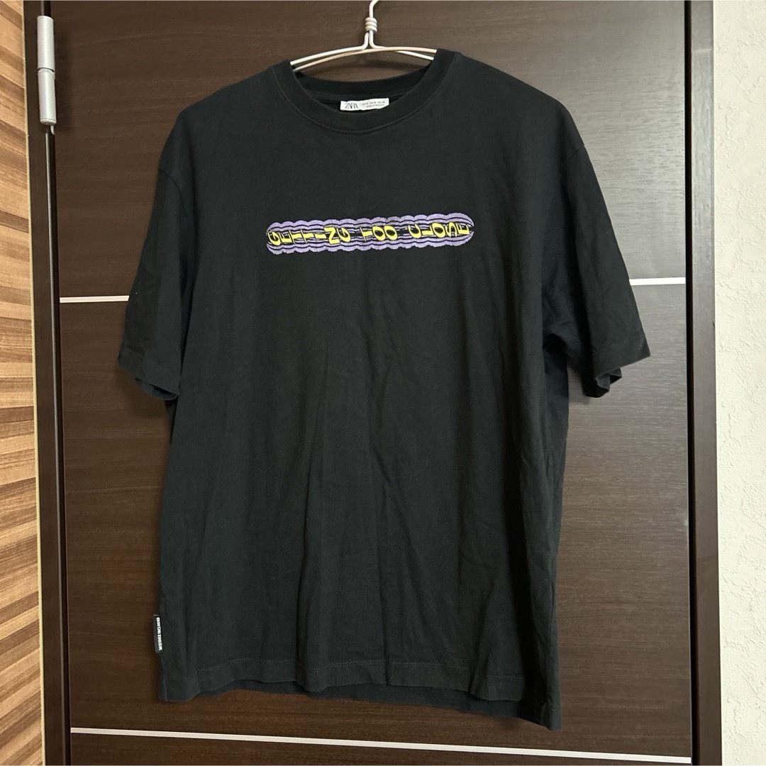 ZARA(ザラ)の最終価格！ZARA  メンズTシャツ　バックプリント メンズのトップス(Tシャツ/カットソー(半袖/袖なし))の商品写真