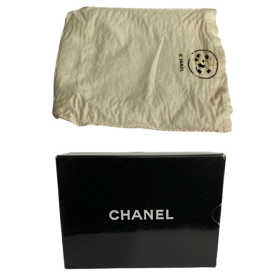 CHANEL(シャネル)の極 美品 箱 袋付 シール カード有 1番台 CHANEL シャネル マトラッセ ダブルフラップ 25cm レザー チェーン ハンドバッグ ベージュ 14514 レディースのバッグ(ハンドバッグ)の商品写真
