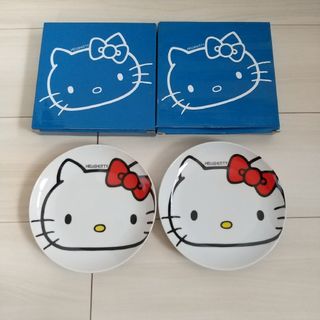 （9）HELLO KITTY LAWSON限定品 皿 2点まとめ売り(食器)