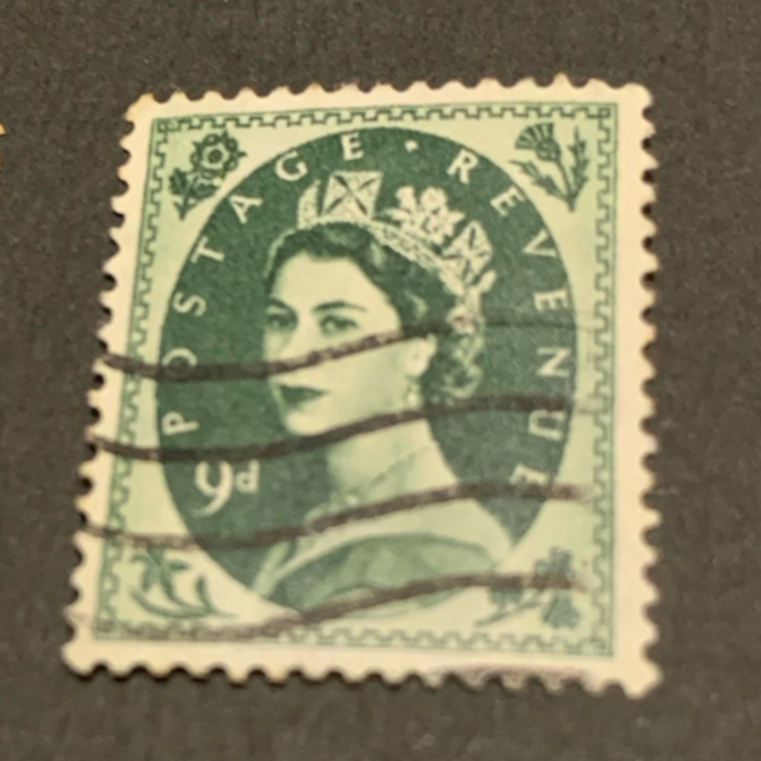 イギリス　使用済み切手コレクション　7枚セット エンタメ/ホビーのコレクション(使用済み切手/官製はがき)の商品写真
