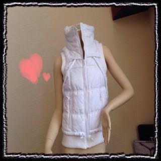 ザラ(ZARA)のpureな心♡新品ZARA gilet♫(ダウンベスト)