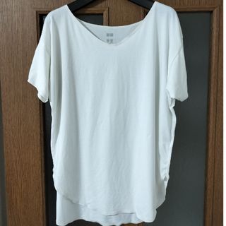 ユニクロ(UNIQLO)の【M】エアリズムシームレスVネックロングTシャツ★ユニクロ★ホワイト★(Tシャツ(半袖/袖なし))