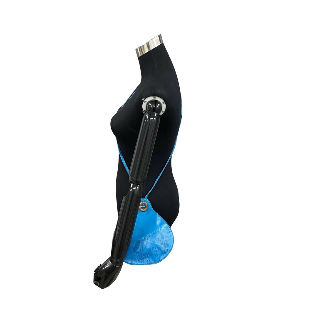 LOEWE(ロエベ)の極 美品 袋付き LOEWE ロエベ ヴィンテージ アナグラム ロゴ ナッパ レザー 本革 ミニ ショルダーバッグ ポシェット ブルー 56483 レディースのバッグ(ショルダーバッグ)の商品写真