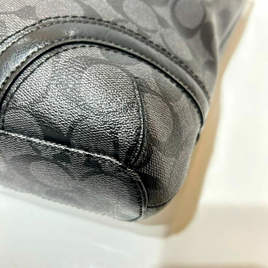 COACH(コーチ)の【極美品】　COACH トートバッグ　ビジネス　シグネチャー　PVCxレザー レディースのバッグ(トートバッグ)の商品写真