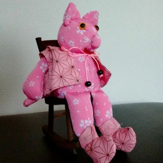 和風　ちゃんちゃんこ　桜　猫　ぬいぐるみ　着せ替え　ちりめん　極小ビーズ　ピンク(ぬいぐるみ/人形)