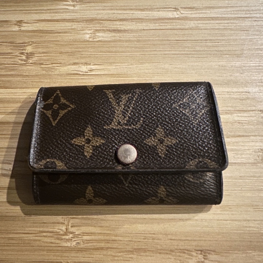 LOUIS VUITTON(ルイヴィトン)のルイヴィトン　キーケース メンズのファッション小物(キーケース)の商品写真