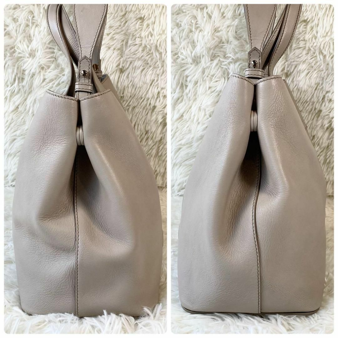 Max Mara(マックスマーラ)の未使用級 極美品 MAX MARA 2way レザー ハンド ショルダーバッグ レディースのバッグ(ショルダーバッグ)の商品写真