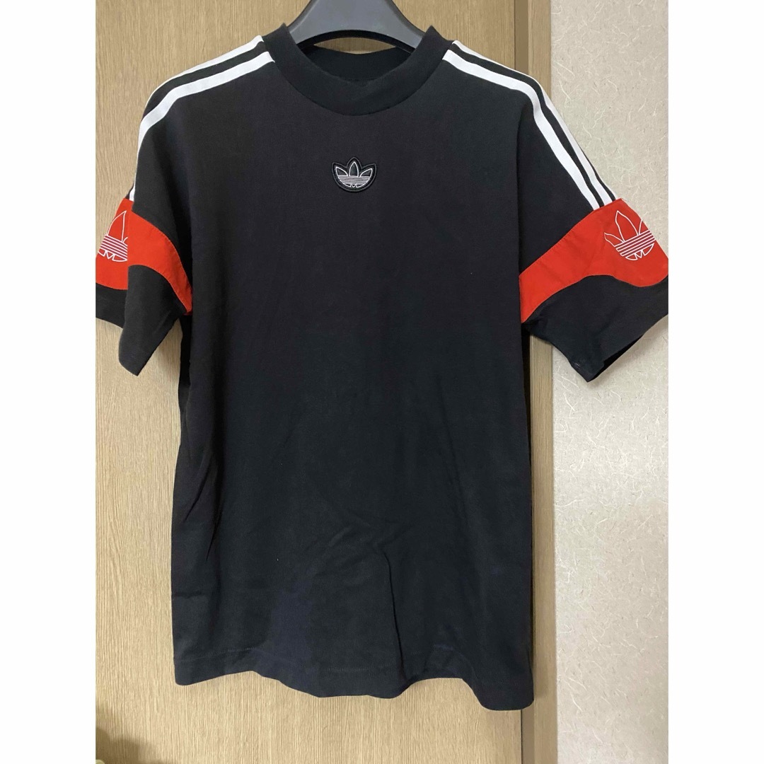 adidas(アディダス)のadidas アディダスオリジナルズ　Tシャツ メンズのトップス(Tシャツ/カットソー(半袖/袖なし))の商品写真