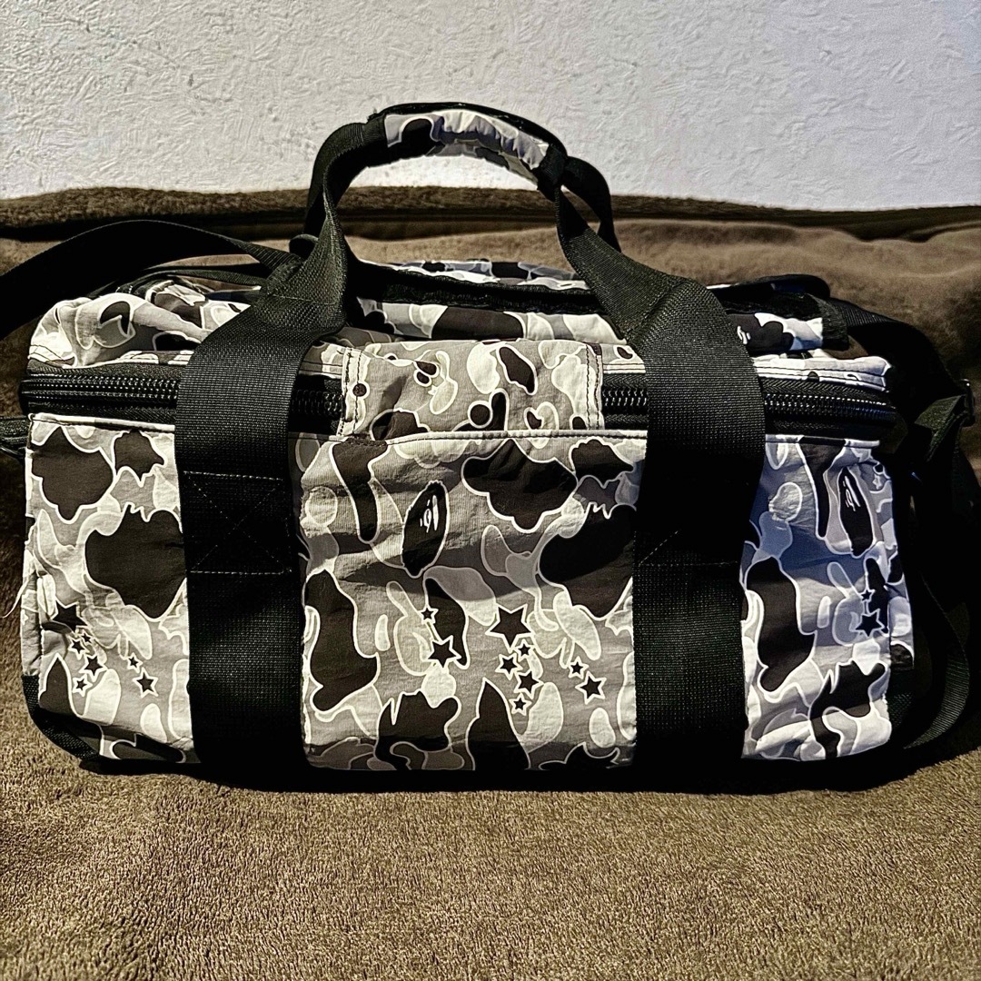 A BATHING APE(アベイシングエイプ)のA BATHING APE RECORD DJ BAG レコードバッグ BAPE メンズのバッグ(その他)の商品写真