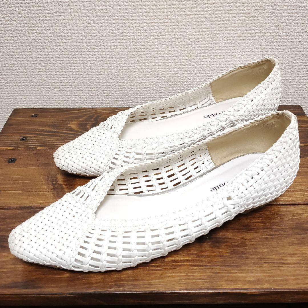 Odette e Odile メッシュパンプス　白　24.0cm レディースの靴/シューズ(スニーカー)の商品写真