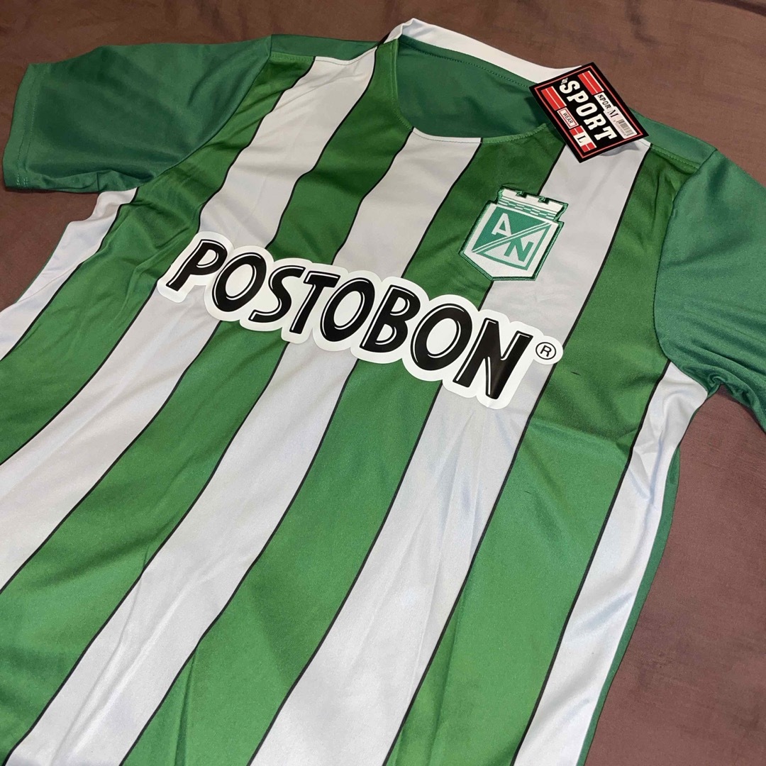 新品未使用タグ付きサッカー ゲームシャツ POSTBON ポストボン M 緑 スポーツ/アウトドアのサッカー/フットサル(ウェア)の商品写真