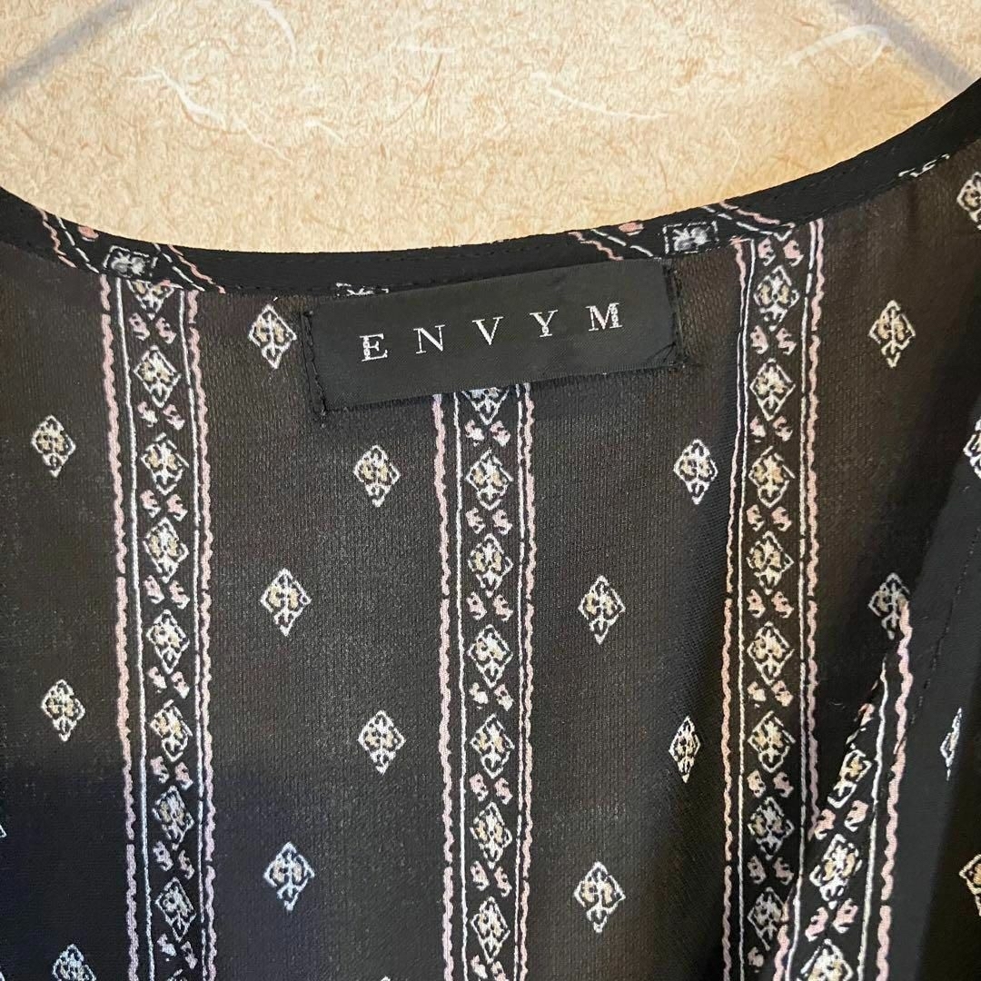 ENVYM(アンビー)の美品》アンビー　ENVYM　黒　総柄　ロングシフォンガウン　カーディガンF レディースのトップス(カーディガン)の商品写真