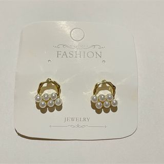 パールピアス(ピアス)